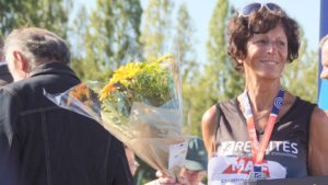 Mention particulière à Laurence Alnet qui déroche une superbe médaille d'argent en catégorie Master 3 lors des Championnats de France de semi-marathon.